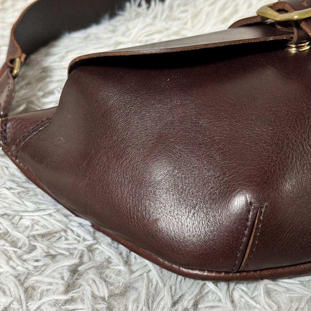 未使用級✨LONA ロナ　MILI ミリ　ボディーバッグ　ブラウニー　レザー