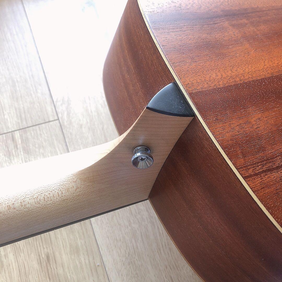 Taylor ギター　academy 10e