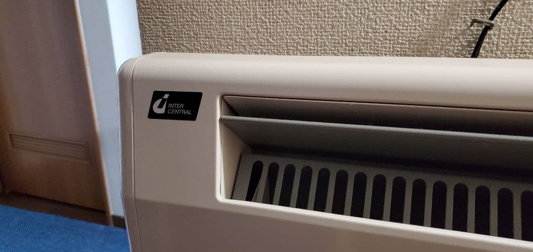 tani専用　電気パネルヒーター　壁掛タイプ　インターセントラル株