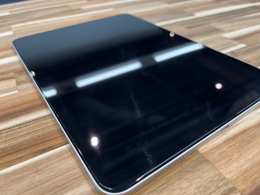 【美品・値下げ！】iPad Pro 11インチ 第2世代 256GB フィルム付