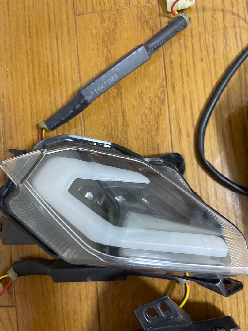 t-max530 2012年フロントリアテールライトセット