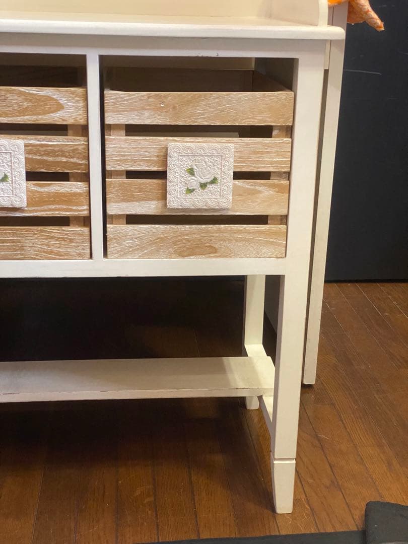 フレンチ シャビー♦️ディスプレイ キャビネット♦️収納棚♦️ロココ調 ホワイトローズ