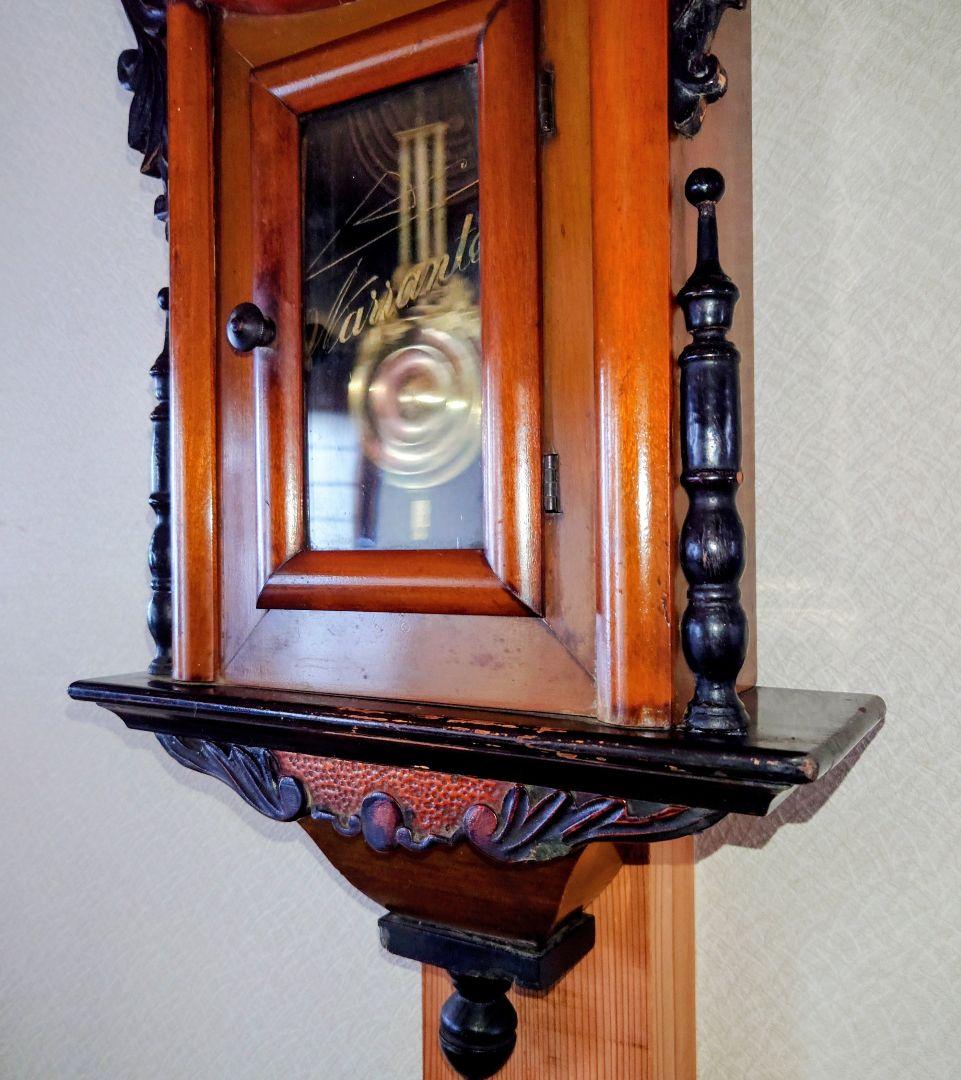 〈完動・美品〉愛知時計製造　希少小型鎌倉彫り装飾ひまわりゼンマイ振り子時計