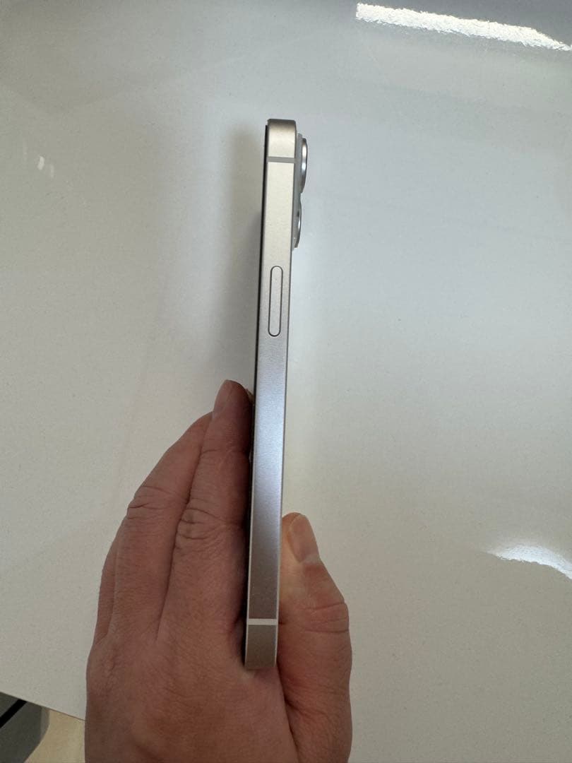 Apple iPhone 14ホワイト 本体