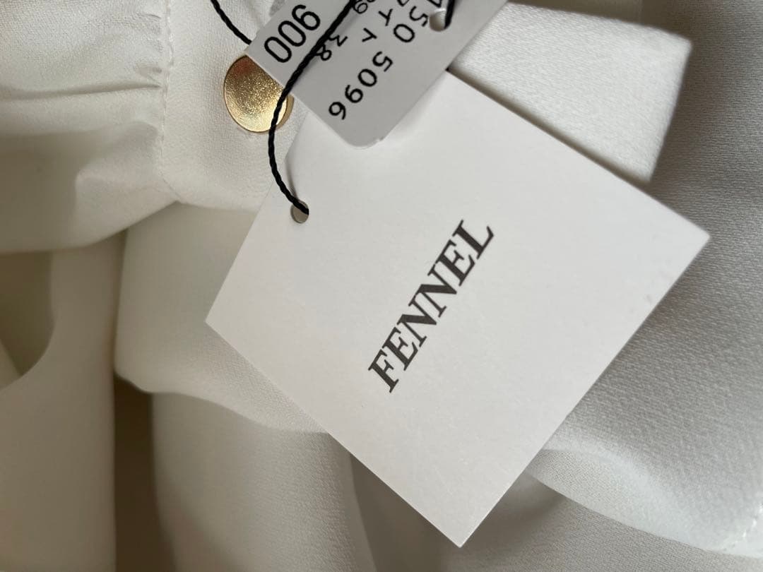 ヤマダヤ 【定価¥19,800新品タグ付 】FENNEL スタンドカラーブラウス