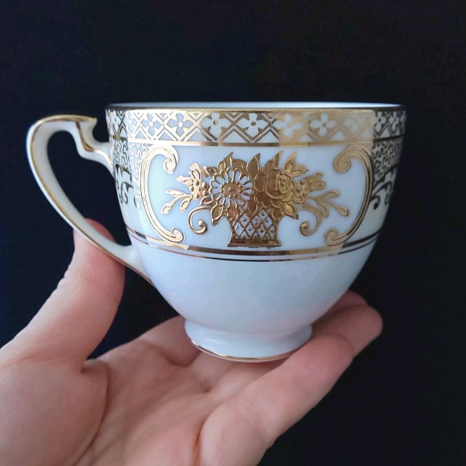 オールドノリタケ　花籠　トリオ　金彩良好　カップ&ソーサー　アンティーク　里帰り