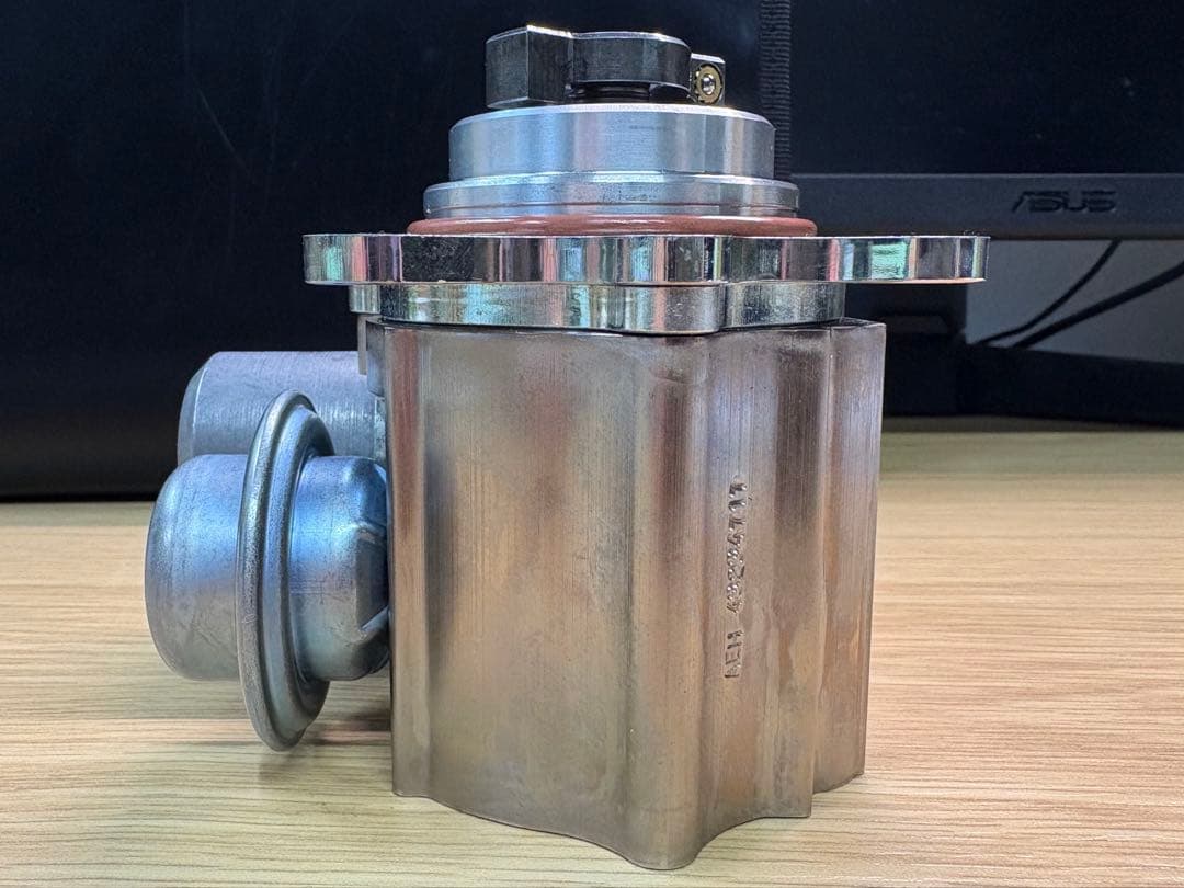 【中古】 MINI R56前期 高圧ポンプ OE（中身純正）品