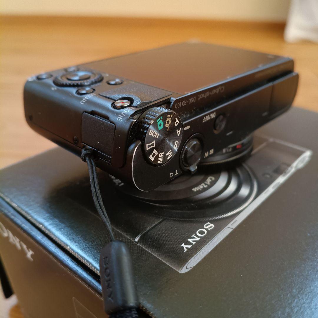 高級コンデジ SONY Cyber-shot DSC-RX100【初代】