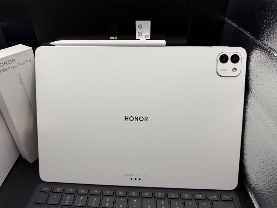 400万点唯一8 Elite Gen5 MagicPad 3 Pro 13.3