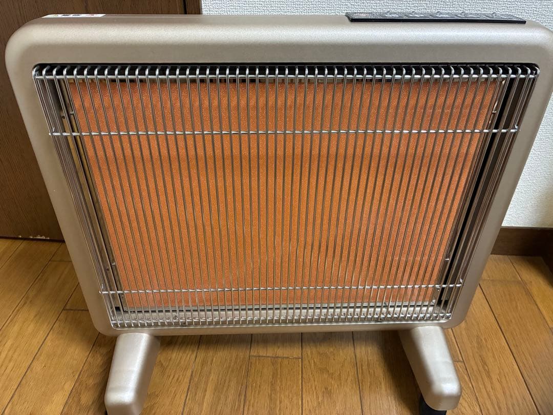 サンルミエ エクセラ　750 電気ヒーター