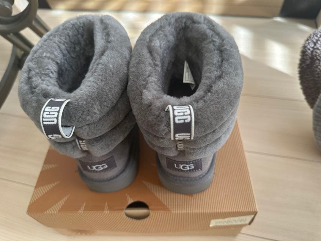 【美品】UGG グレー ムートンブーツ【最終値下げ】