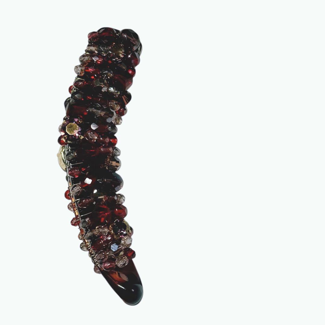 レーヌクロード バナナクリップ クリスタルビーズ 赤系　高級ヘアアクセサリー