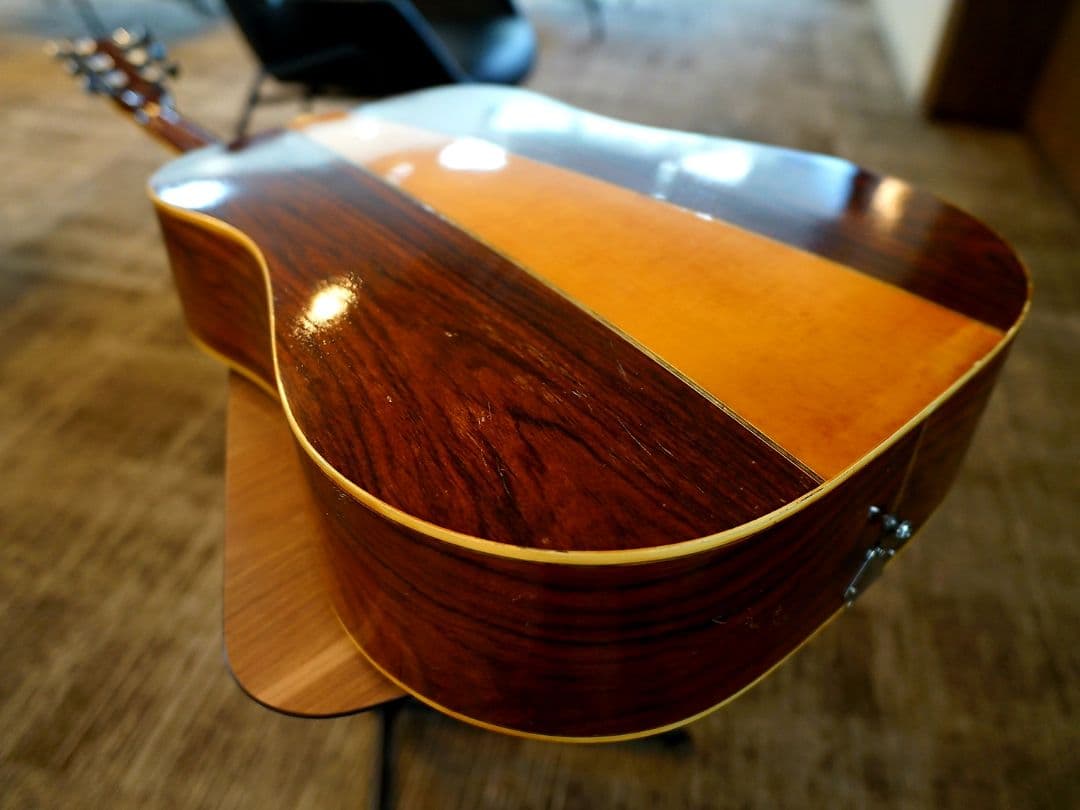 メ*6様 【激渋ハカランダ】 アコースティックギター カスタム　ビンテージ　整備