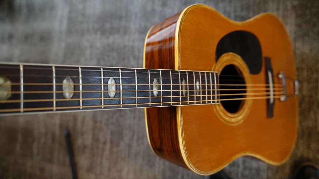 メ*6様 【激渋ハカランダ】 アコースティックギター カスタム　ビンテージ　整備