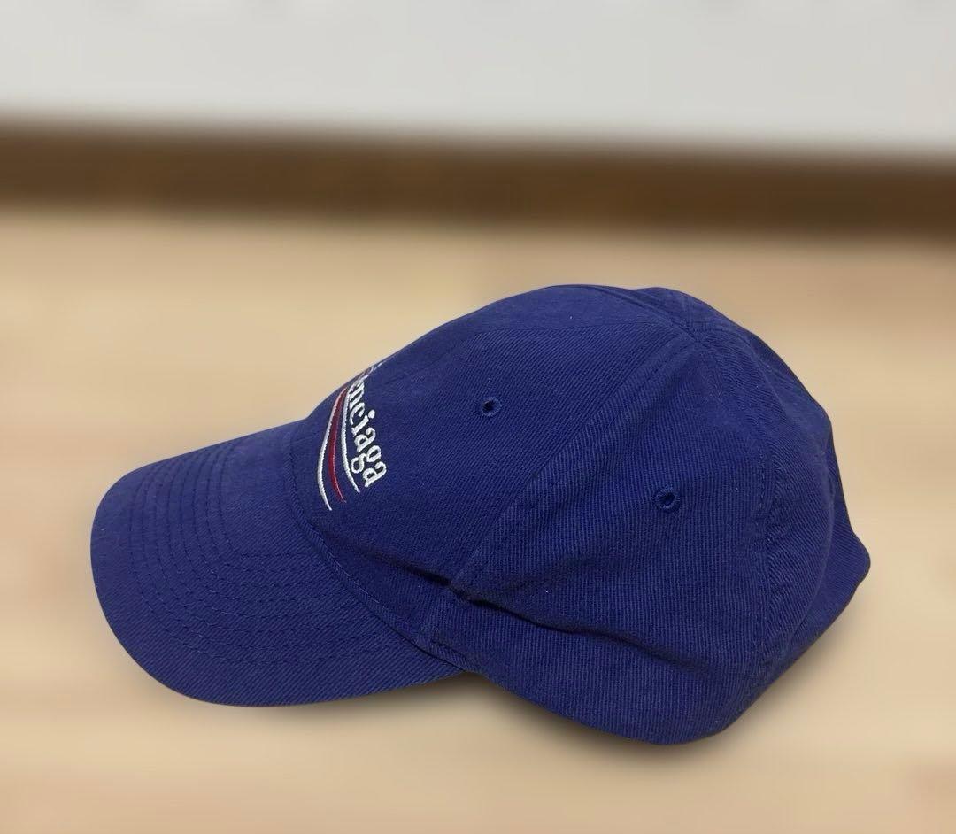 バレンシアガ　キャンペーン　キャップ　ネイビー