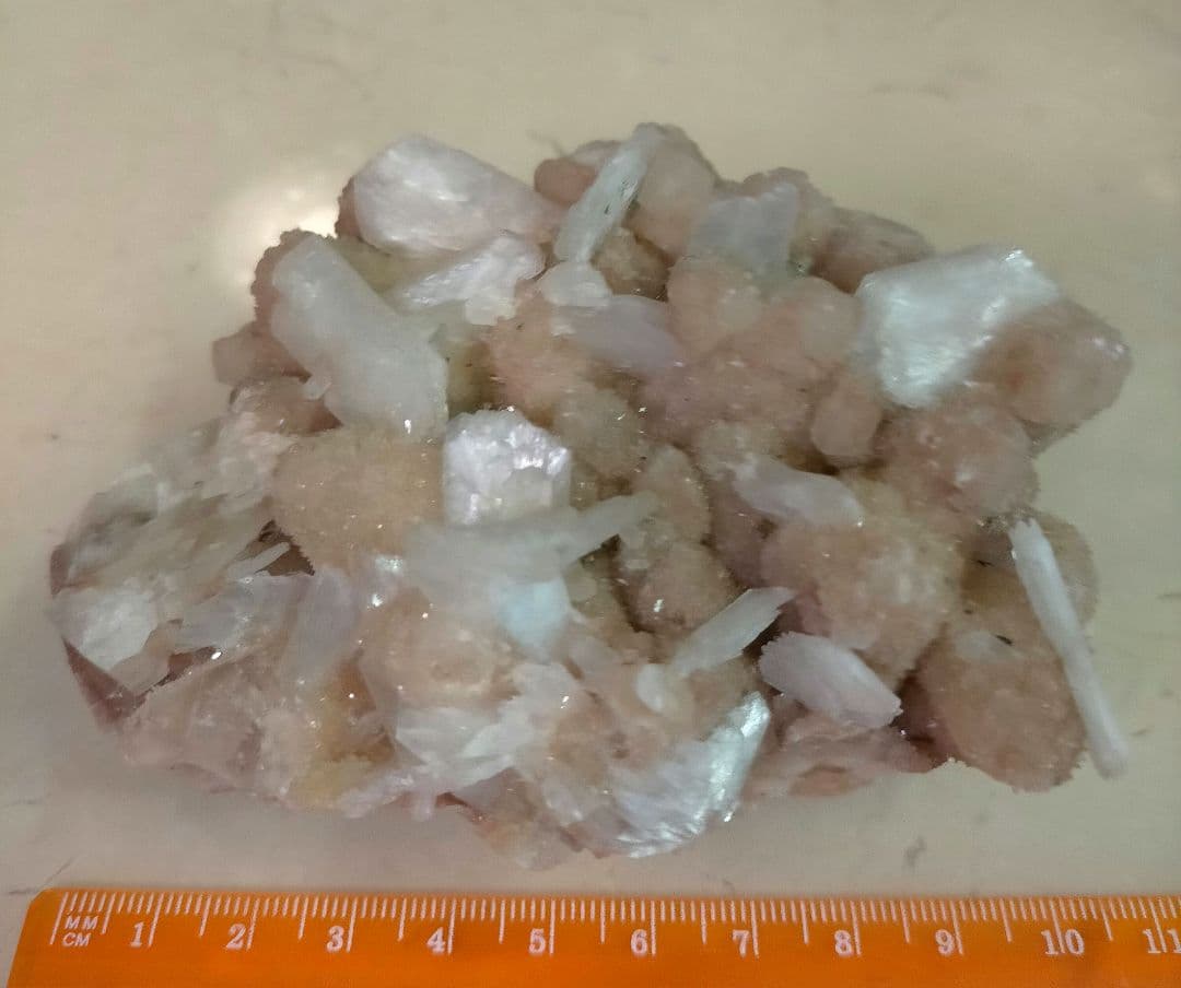 束沸石　原石1点　重さ約360g