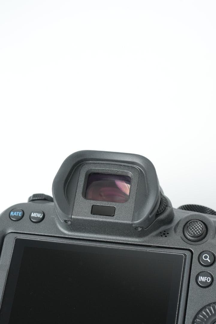 【ほぼ新品】【606回】Canon キヤノン EOS R6 MarkII ボディ