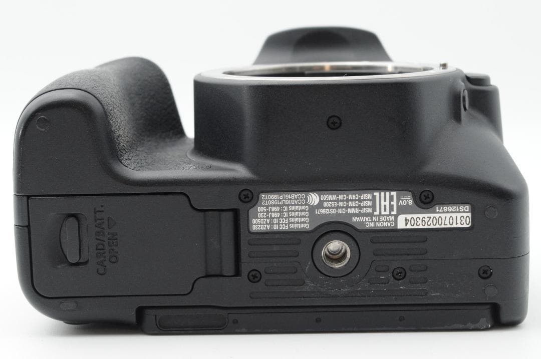 ☆ほぼ新品①☆冬SALE☆ Canon EOS Kiss x9 ダブルレンズ