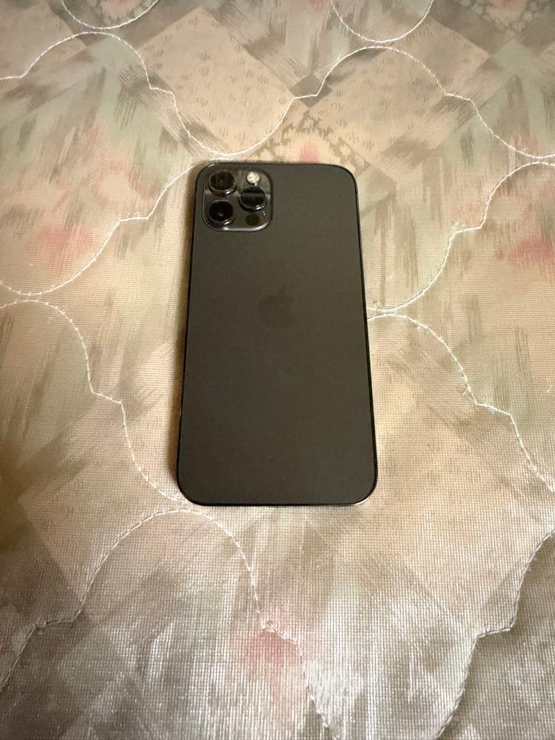 Apple iPhone 12 Pro 本体　グラファイト　512GB