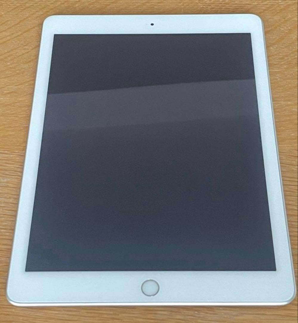 iPad 第5世代 128GB Wi-Fiモデル シルバー