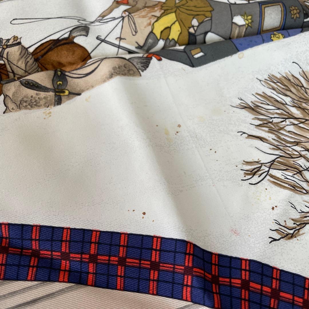 HERMES シルクハンカチ 馬車と雪景色