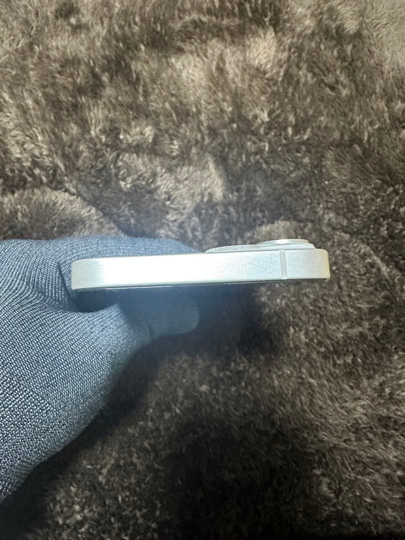 iPhone 14 スターライト　128gb 美品