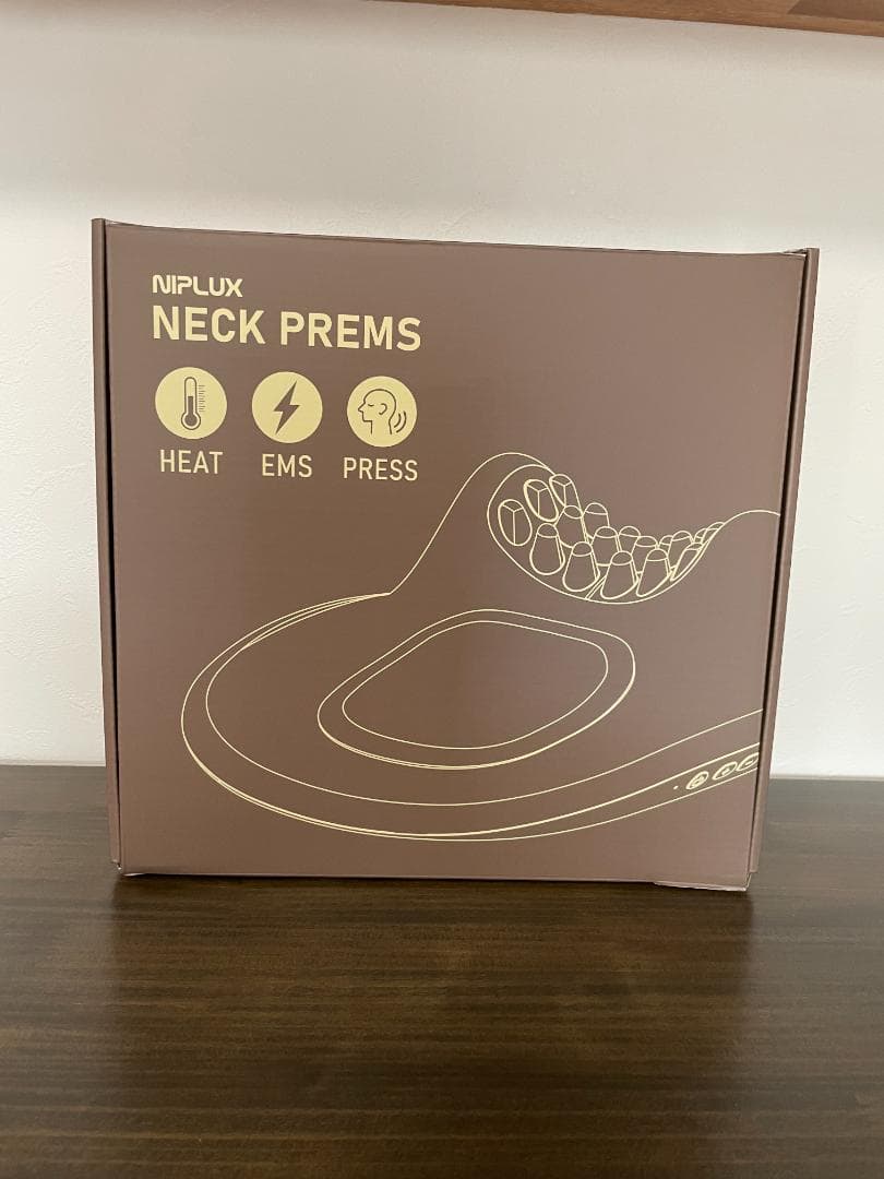 NIPLUX　NECK　PREMS