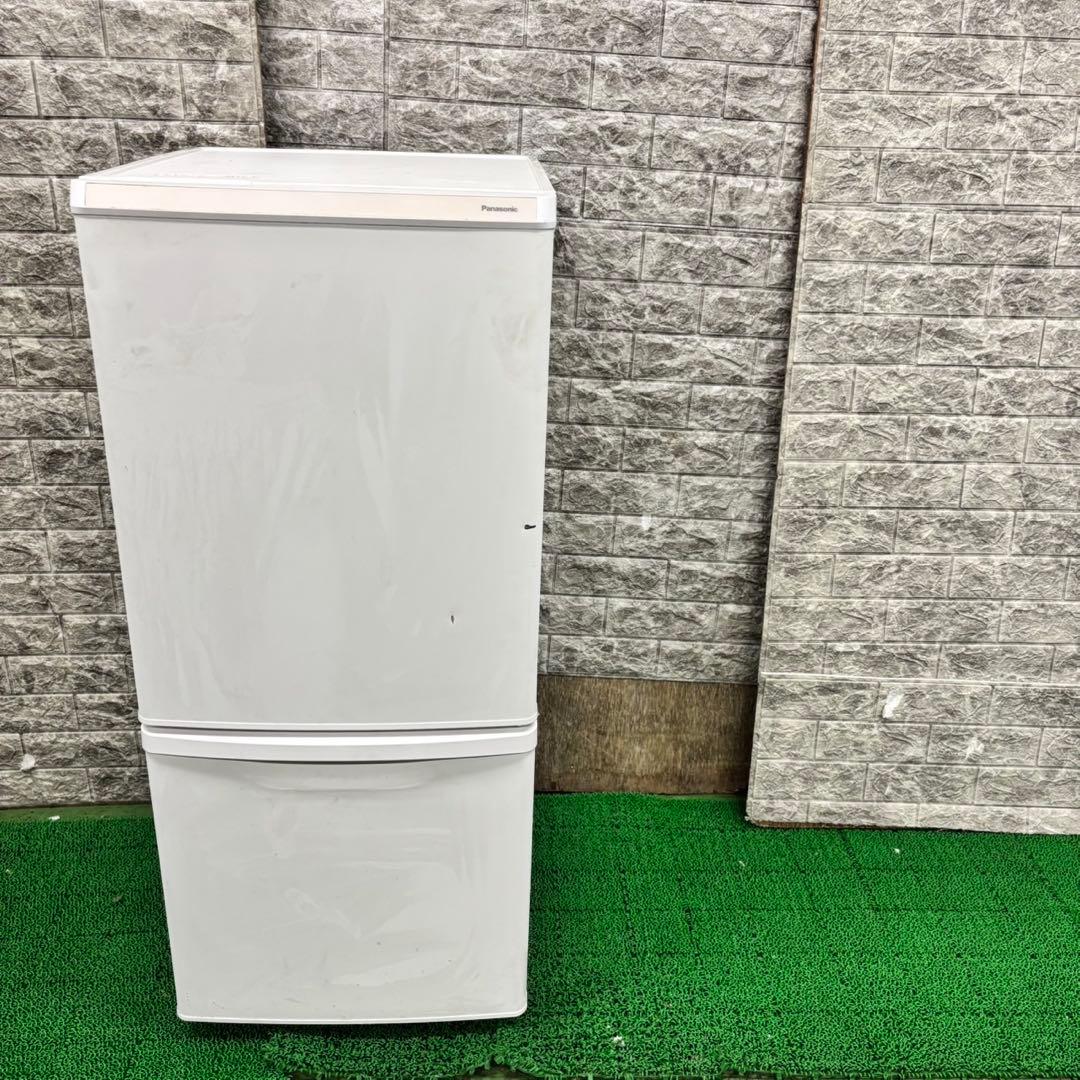 586 パナソニック　2023年製　一人暮らし用　冷蔵庫　小型　マットカラー