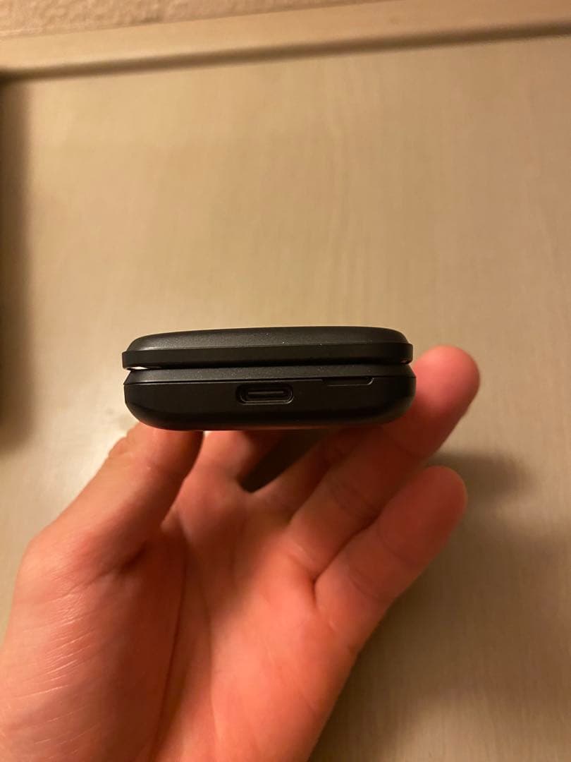 DIGNO 折りたたみ式 ブラック PHS本体 SIM フリ-