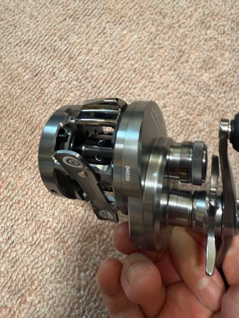 【美品】20カルカッタコンクエスト 200HG +下町スプールAspec