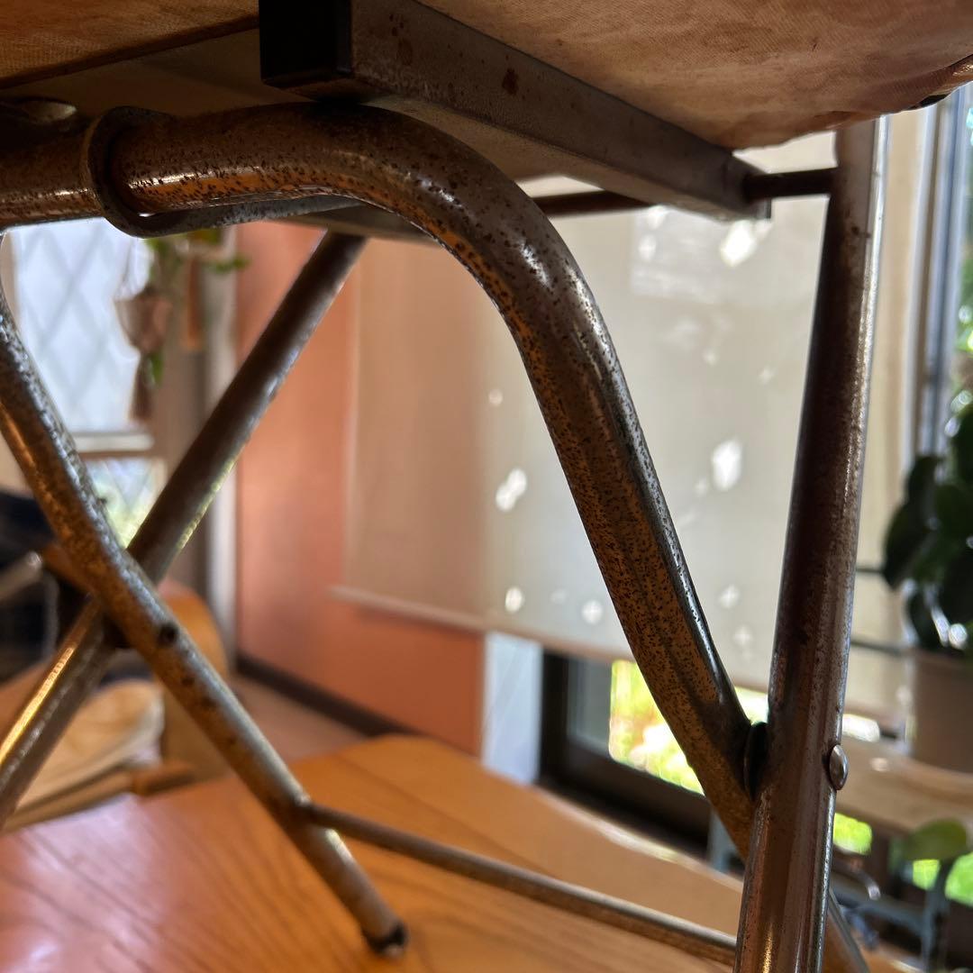 ヒステリックグラマー折り畳みパイプ椅子