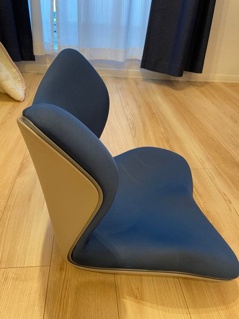 スタイルプレミアム 骨盤サポートチェア