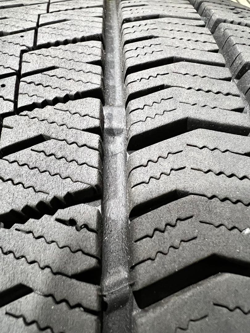 スタッドレスタイヤ＋アルミホイール 4本セット 17インチ