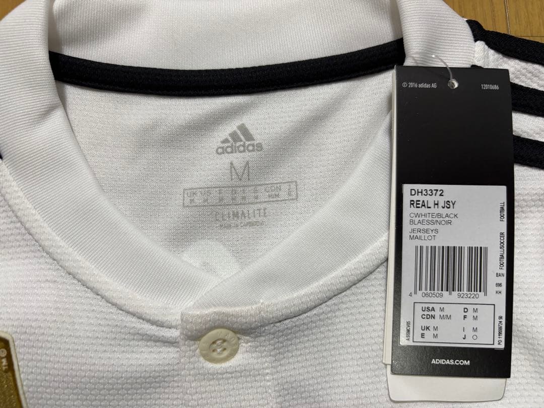 新品タグ付き レアルマドリード ユニフォーム トニ・クロース 18-19 ホーム