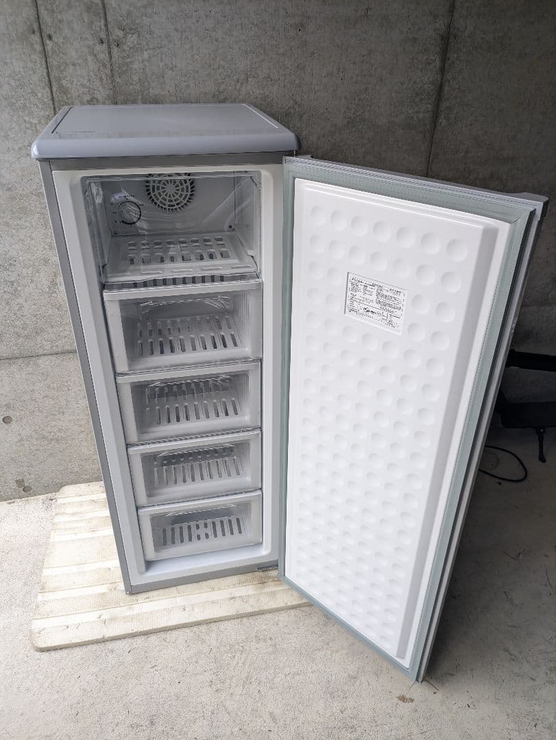 美品 ACF-112FE 107リットル ノンフロン 冷凍庫 冷凍ストッカー