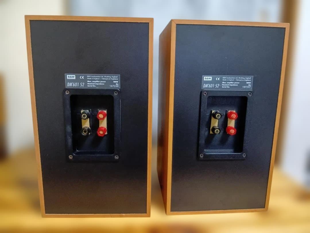 B&W　DM601 S2 スピーカーペア