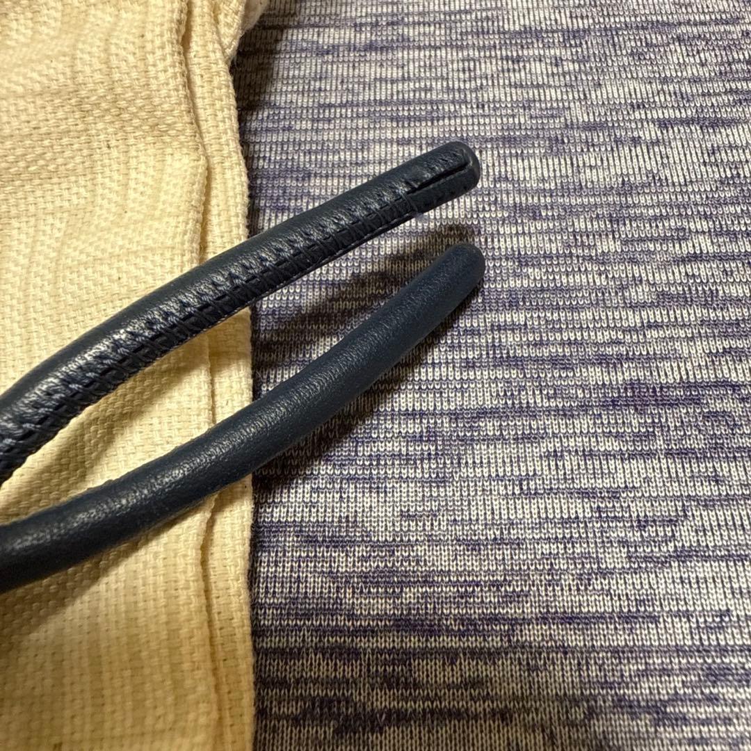 BOTTEGA VENETA ネイビー レザー キーリング