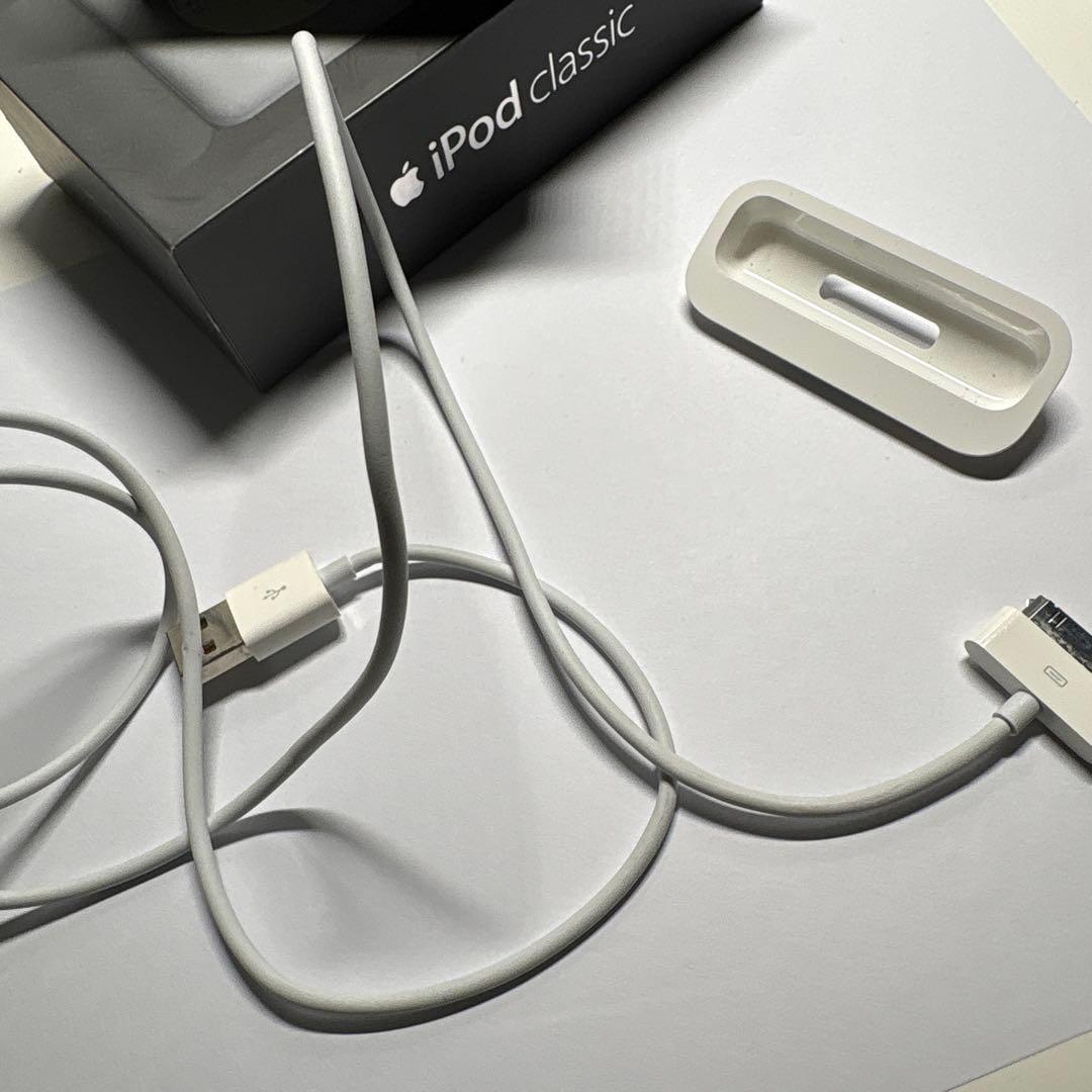 箱付き Apple iPod Classic 80GB シルバー