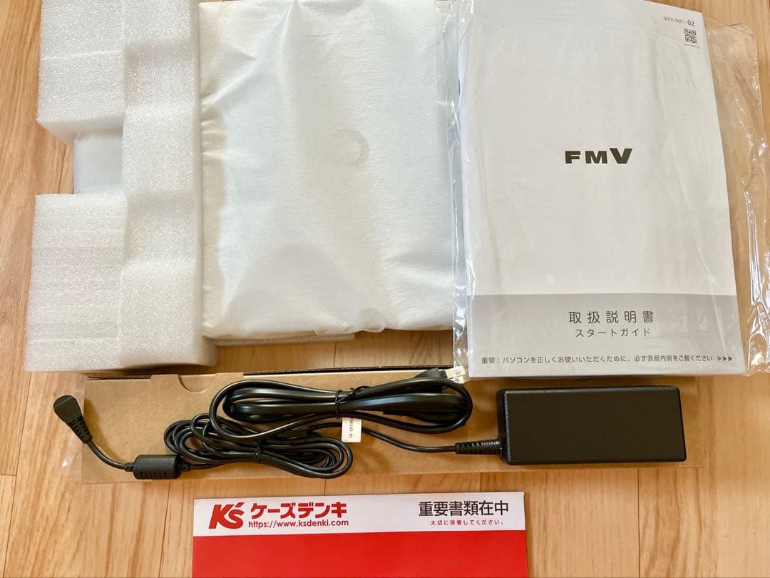 Windowsノート本体 FUJITSU LIFEBOOK FMVA450JW