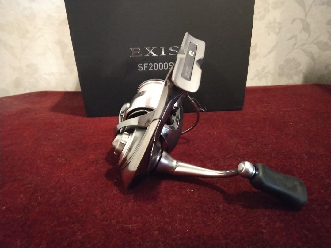 EXIST SF2000SS-H スピニングリール