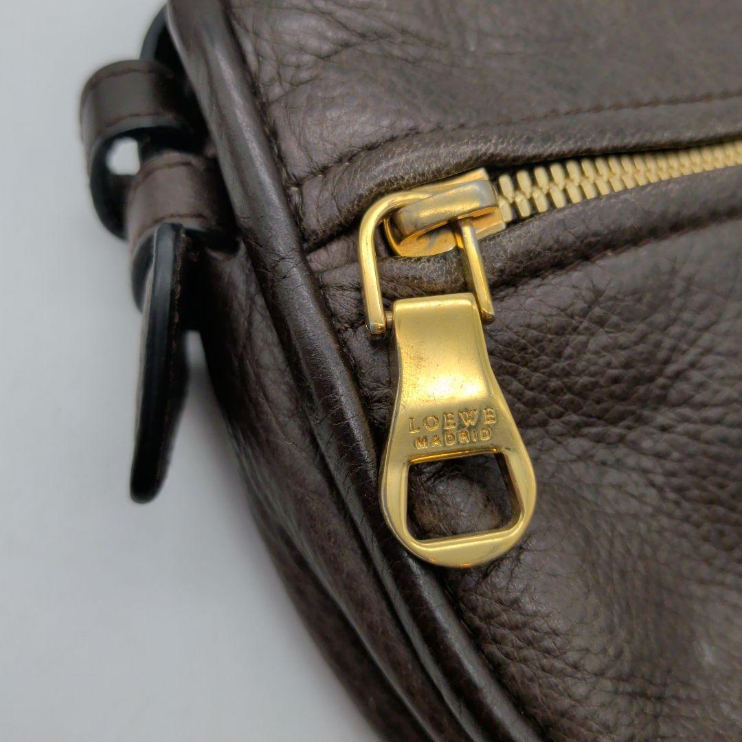 LOEWE ロエベ ショルダーバッグ 革製 ブラウン レディースバッグ