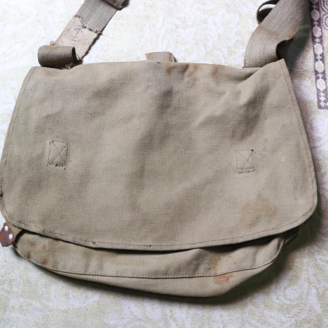 B1345 当時物 旧日本軍 雑嚢 バック ミリタリー 蔵出し うぶだし 時代物