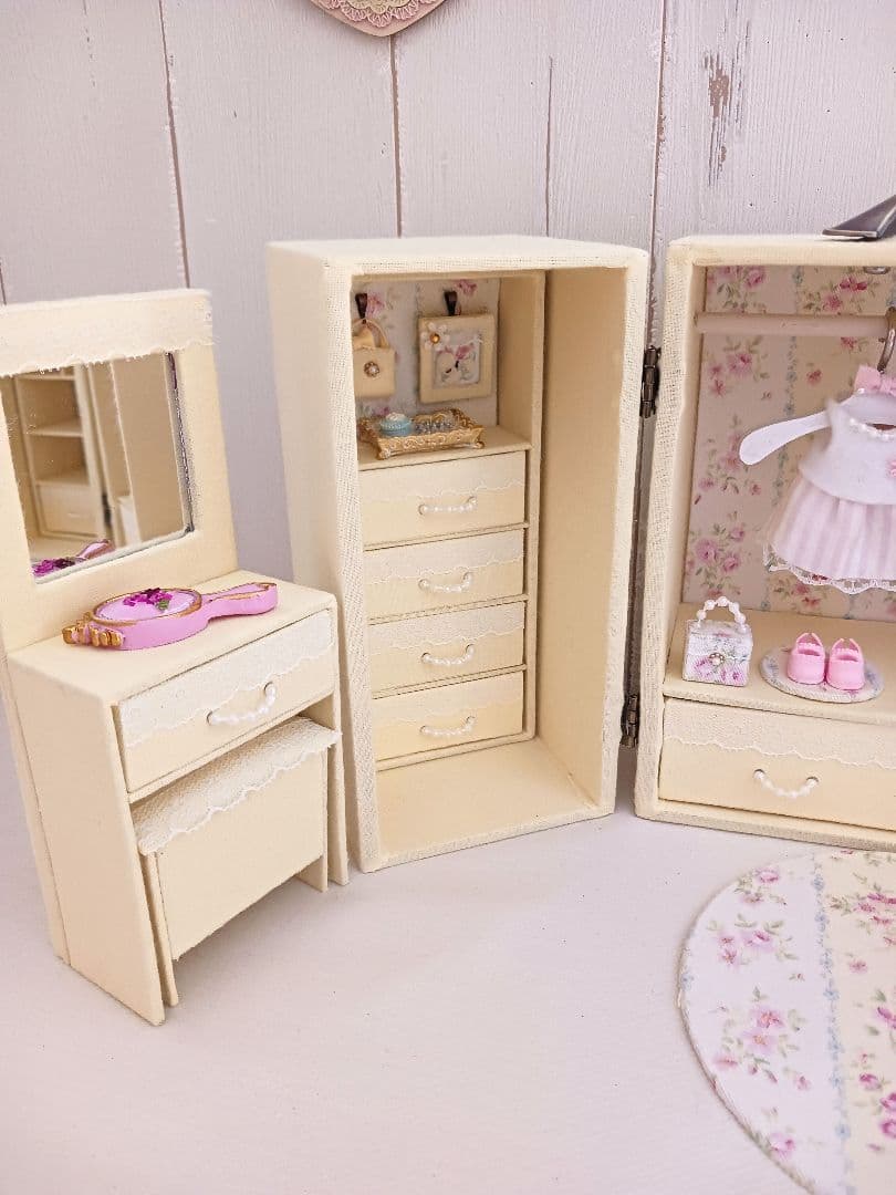 Jin様＊Jiji＊ハンドメイド＊飾り棚＊kyo＊ワードローブ・ショーケース