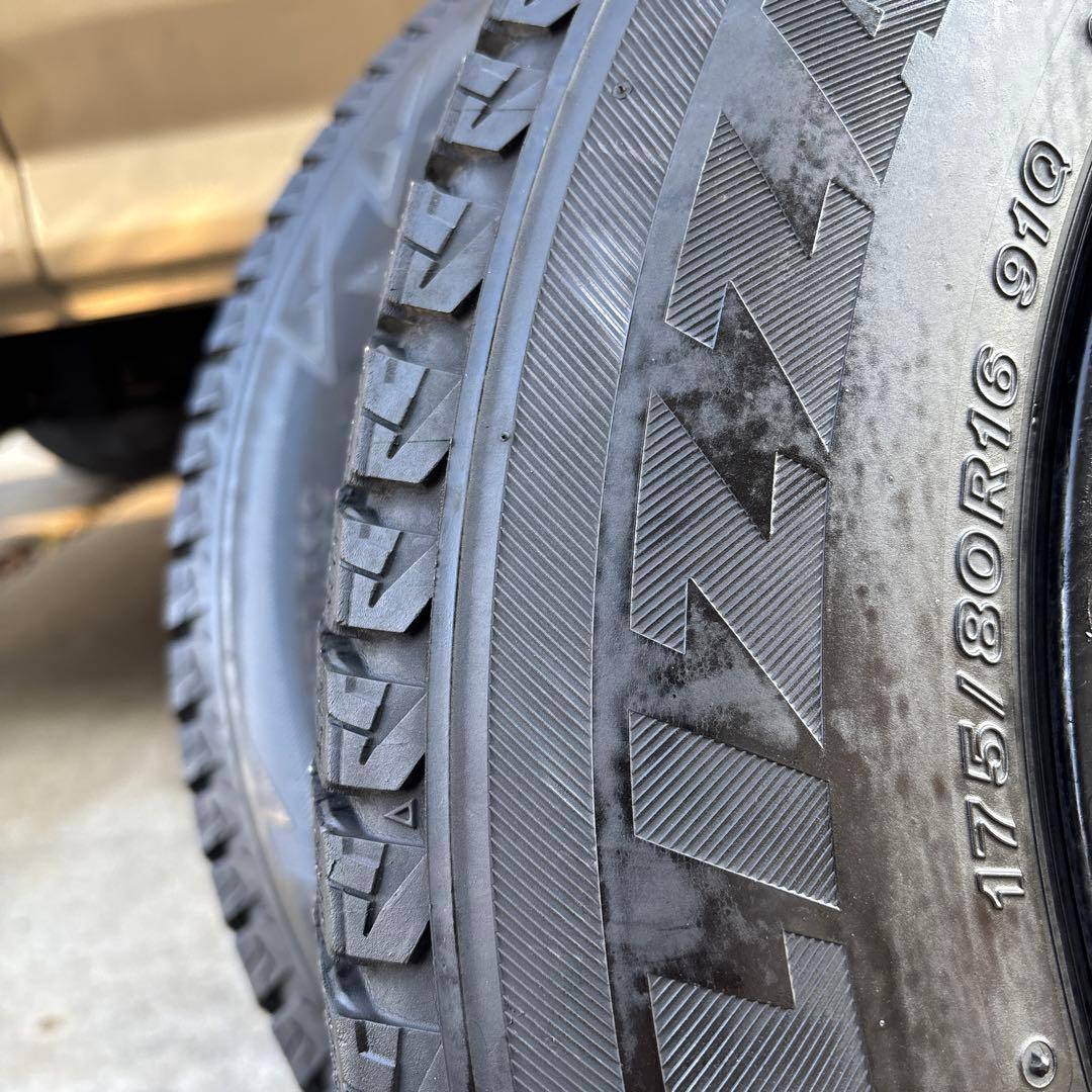 ブリザックDM-V2 ジムニー スタッドレスタイヤホイールブリヂストン16インチ