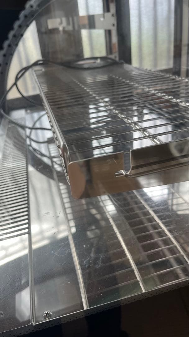 卓上型の冷蔵ショーケース 1年のみ使用。ほぼ新品美品です。冷蔵ショーケース