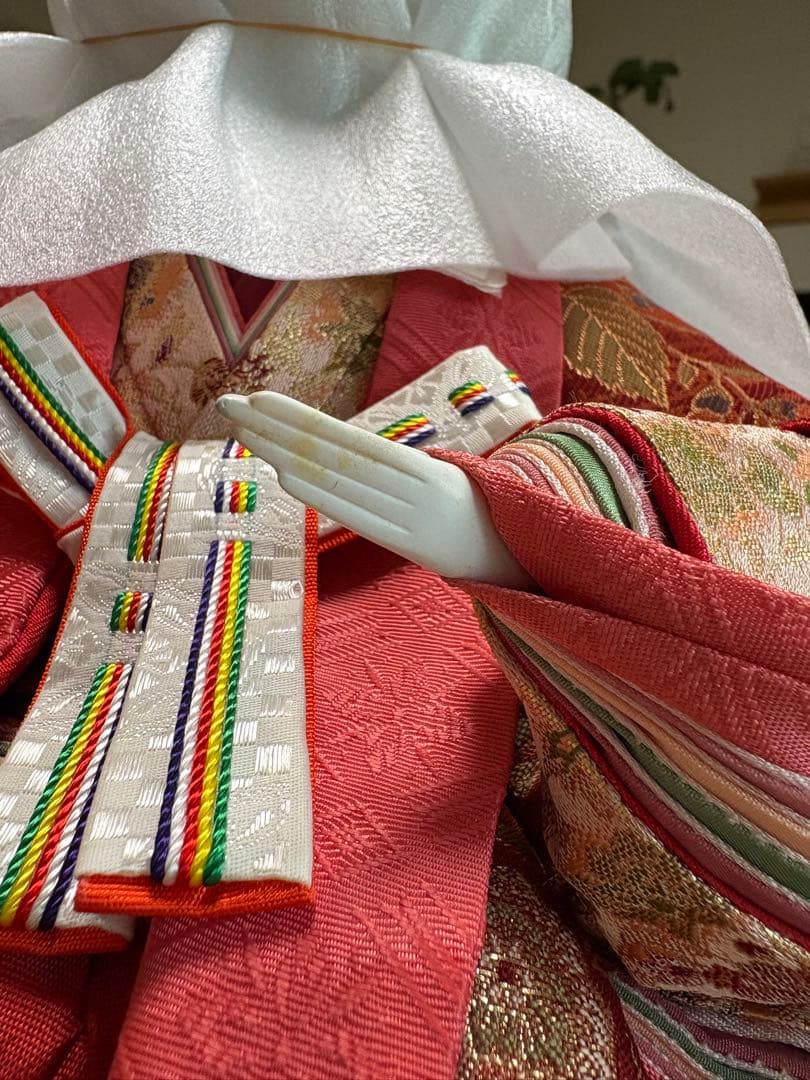 伝統的なひな人形セット