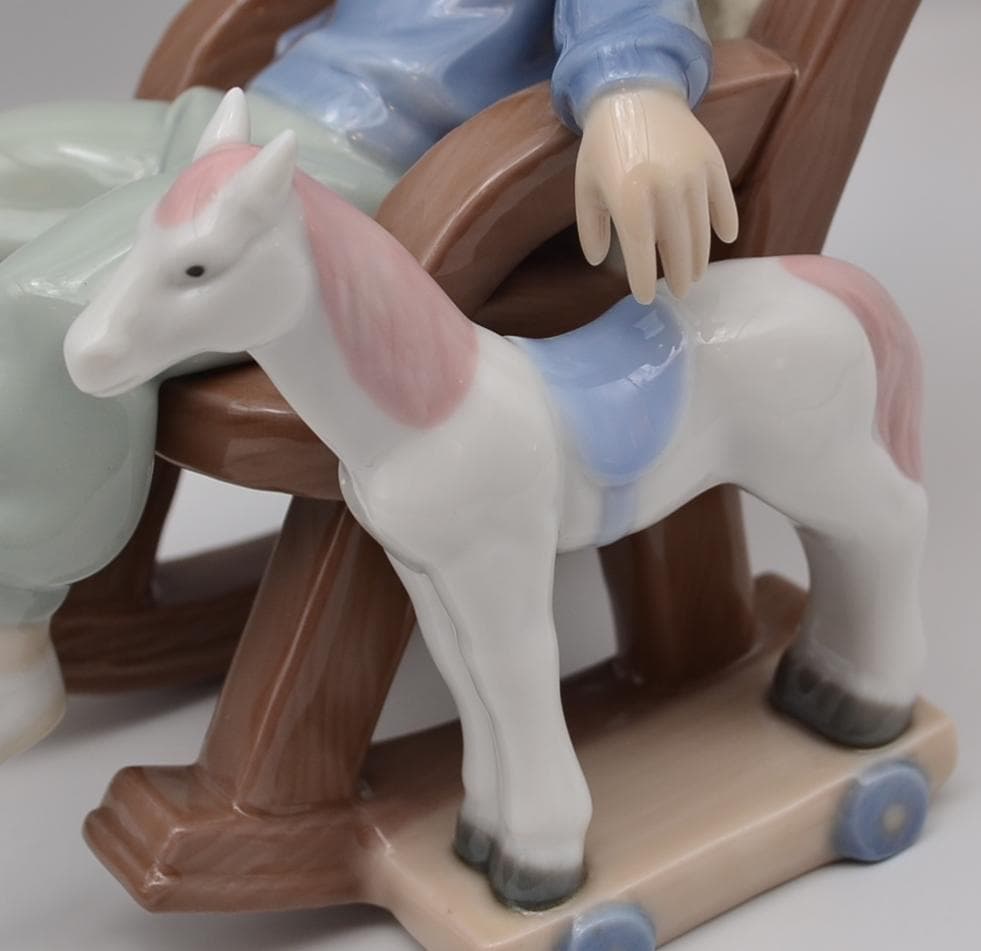 お昼寝／疲れちゃった　★リヤドロ　２体セット　スペイン　ポーセリン　光沢仕上げ