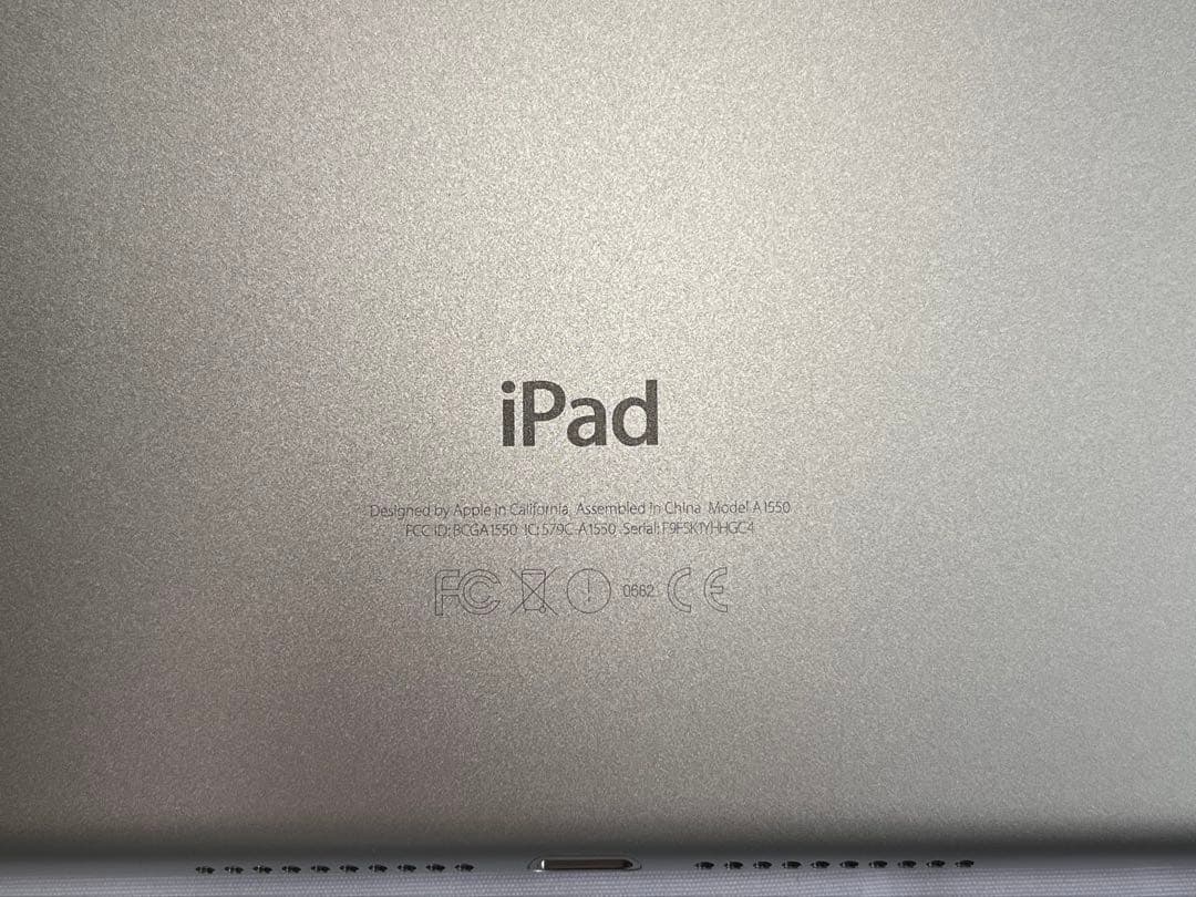 iPadmini4 32GBWi-Fi+Cellular 美品バッテリー100%