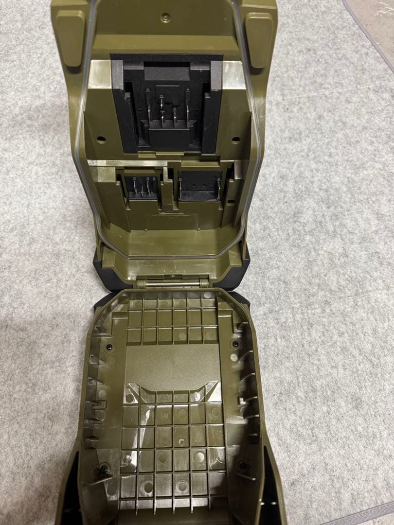 Makita MR005GZO ワイヤレススピーカー 40V max