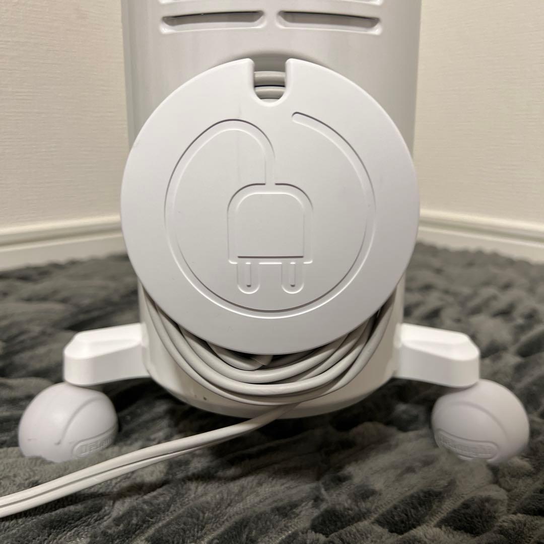 【超美品｜店頭展示品】デロンギ オイルヒーター RHJ45M1115-LG